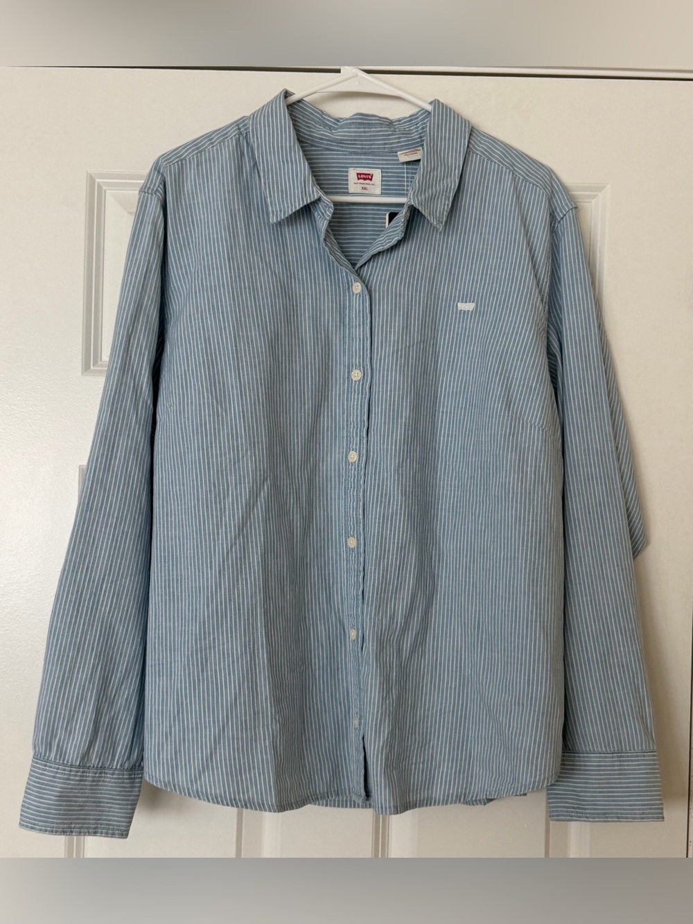 Levi's Women’s Blue & White Pinstripe Button-Down Shirt Size XXL